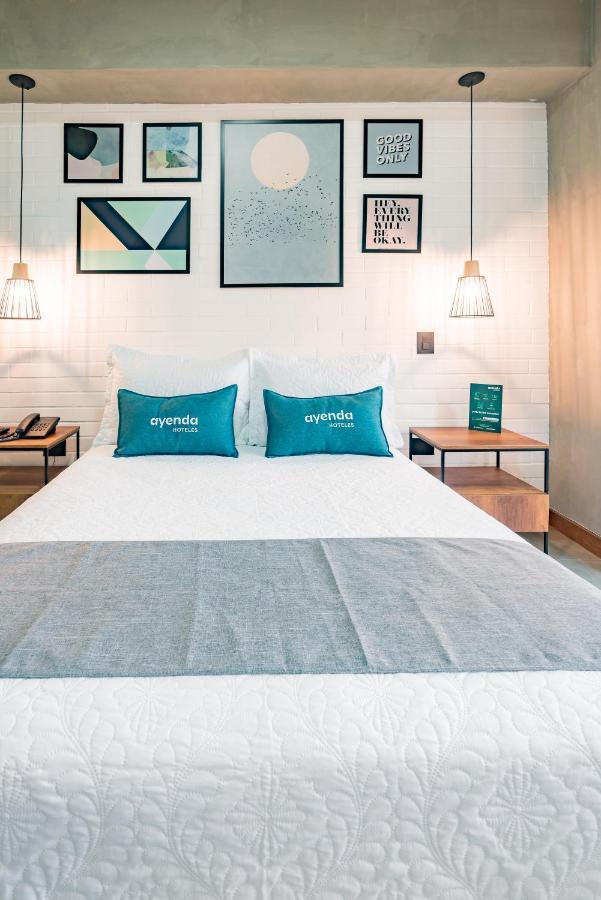 Loft 32 Medellin Living Aparthotel Exterior foto
